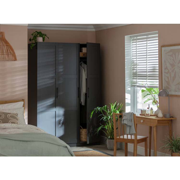 Habitat Munich Panelled 3 Door Wardrobe - Anthracite 0