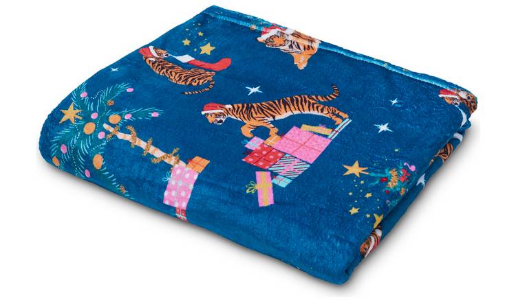 Catherine Lansfield Christmas Tiger Fleece Throw - Navy 