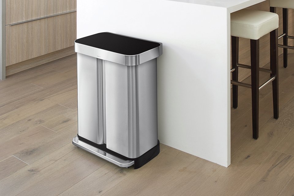 Spend £100 and save 15% on simplehuman. Use code SAVE15.