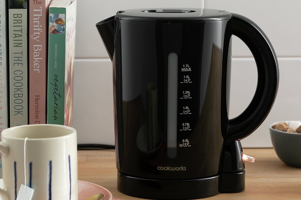 Get ready for uni with small household appliances.