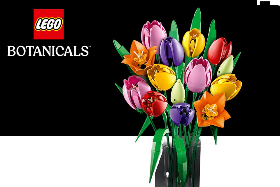 LEGO® Botanicals Tulip Bouquet on a black and white background with the LEGO® and Botanicals logos.