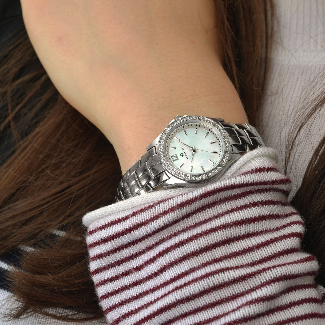 Accurist Ladies Stone Set Stainless Steel Bracelet Watch Review