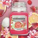 CANDELA GIARA PICCOLA YANKEE CANDLE - SUGARED STRAWBERRIES