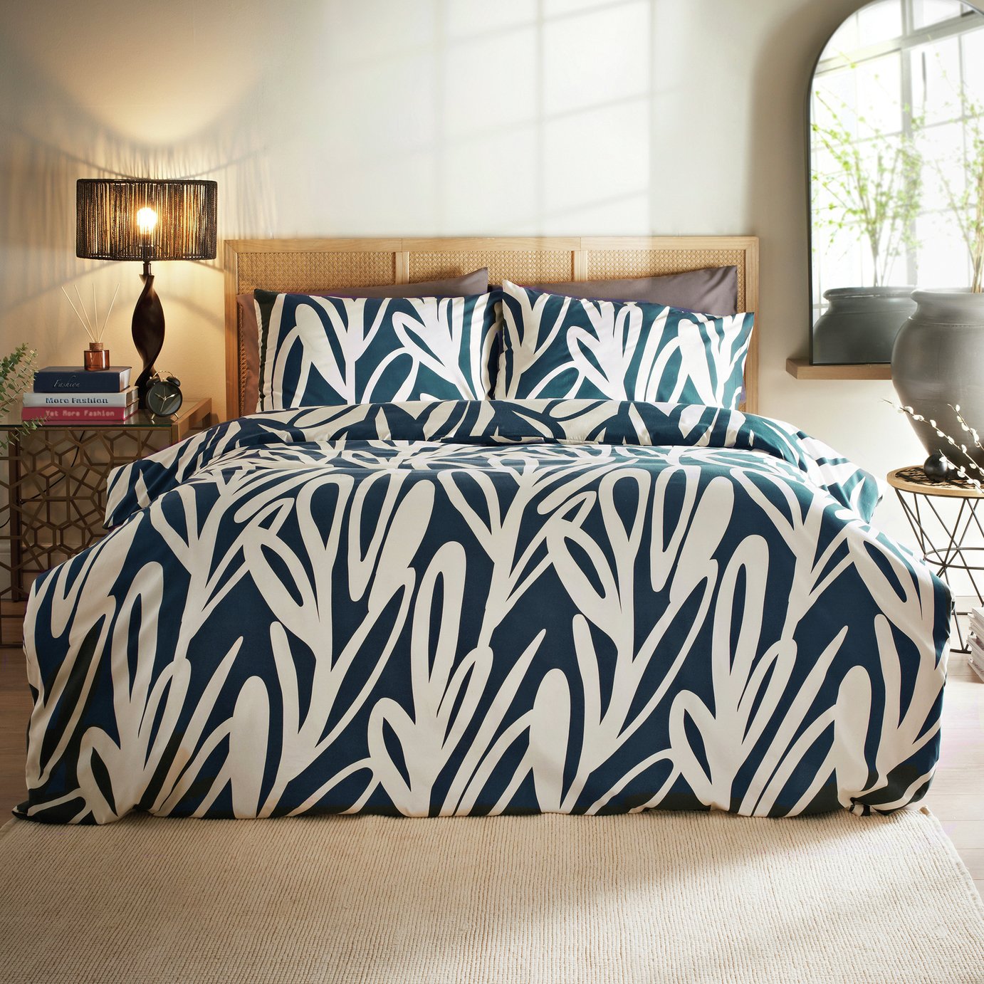Cosmo Living Abstract Leaf Navy Bedding Set - King size