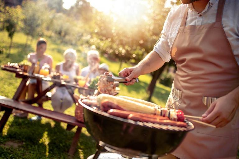 Barbeque buying guide. Find the perfect barbecue for your summer party. 
