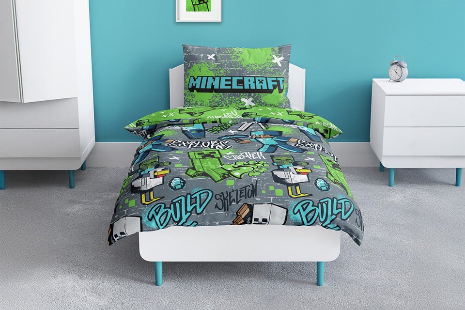 A Minecraft kids' grey single bedding set.
