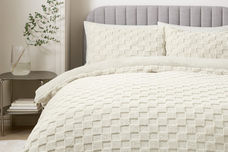 Argos Home Checkerboard textured fleece.