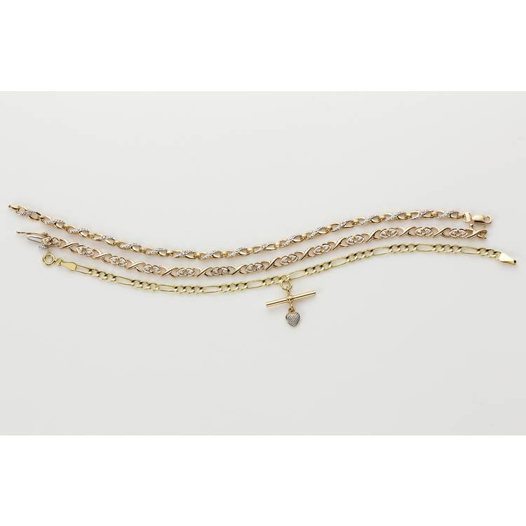 Revere 9ct Yellow Gold Diamond Accent Twist Bracelet 0