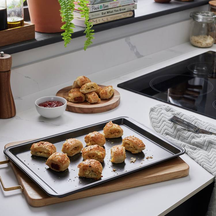 Habitat 34cm Non Stick Oven Baking Tray 0
