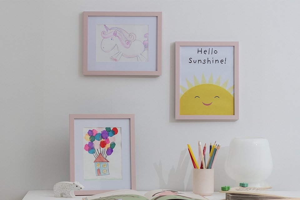 Habitat 3 Pack pink wooden picture frames in 5x7"size.