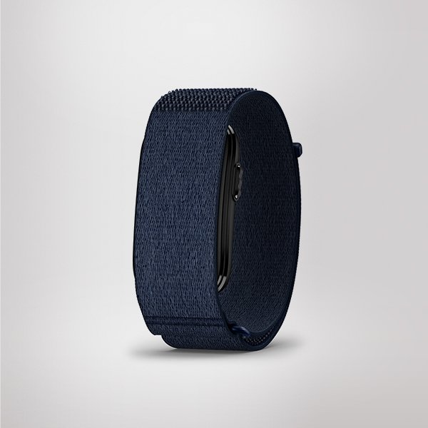 Shop the new Garmin CIRQA smart band. Track all day. Look later.