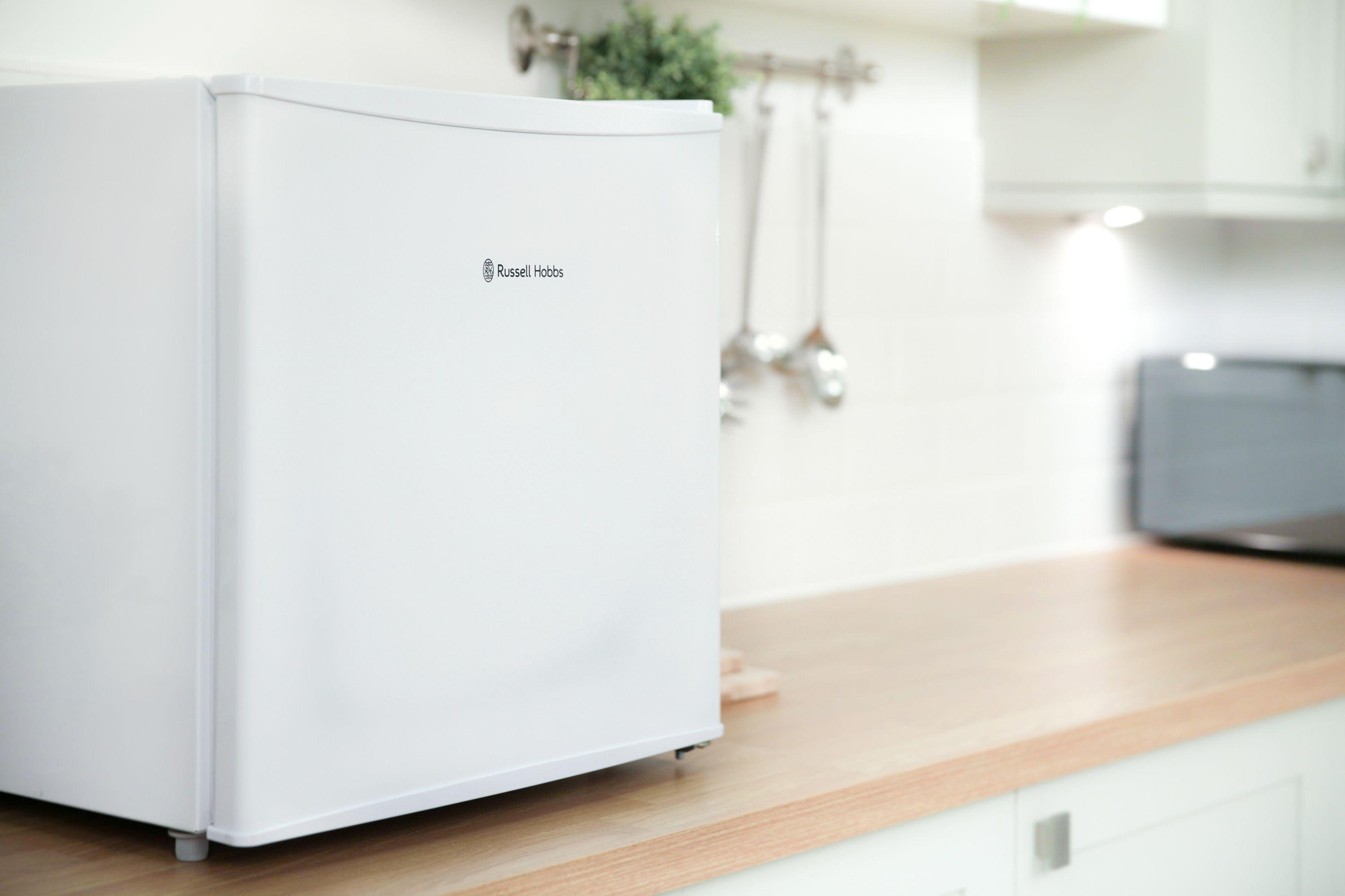 Russell Hobbs RHTTLF1 Tabletop Larder Fridge Reviews