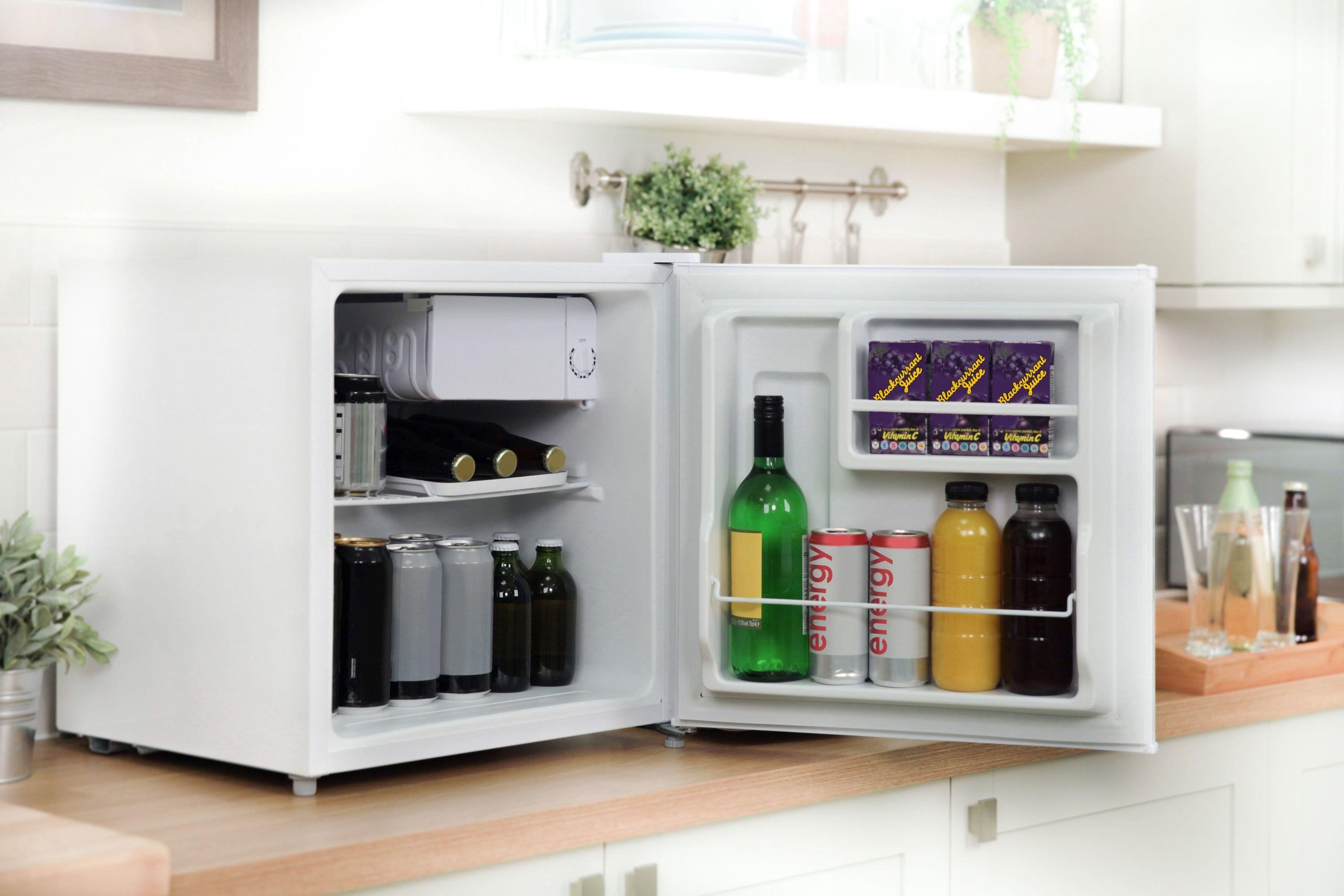 Russell Hobbs RHTTLF1 Tabletop Larder Fridge Reviews