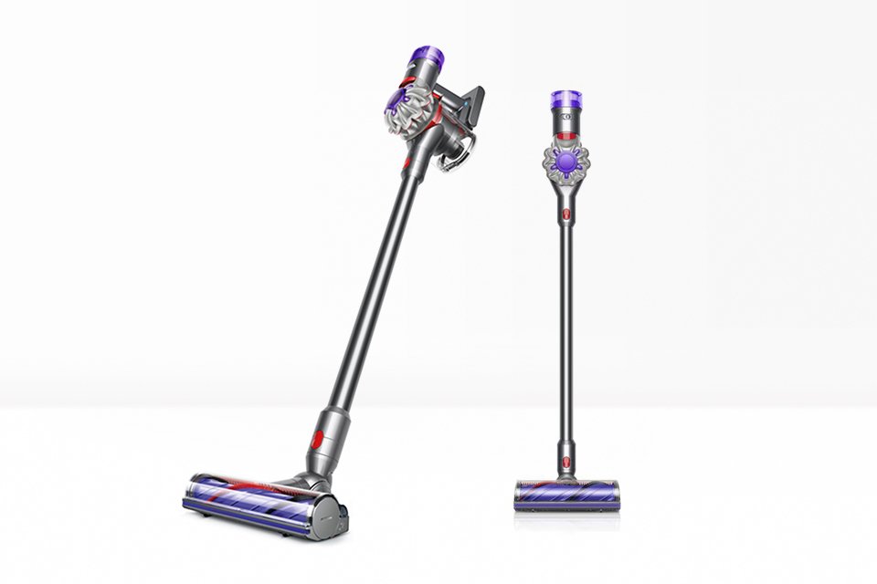 2 Dyson V8 cordless vacuum cleaners with de-tangling cleaner head.