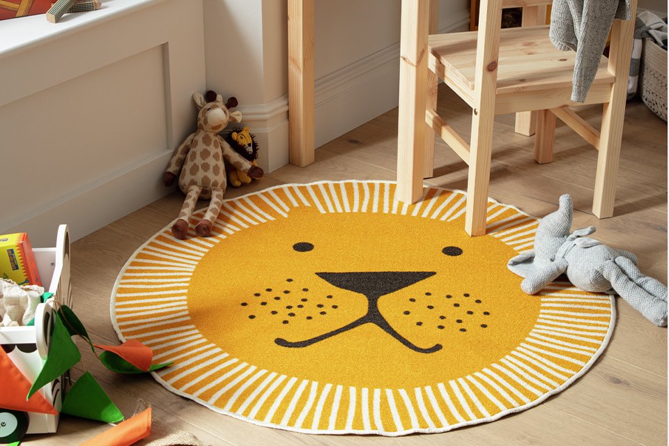 Habitat Lion Face Circle Yellow Kids' Rug.