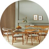 Dining room.