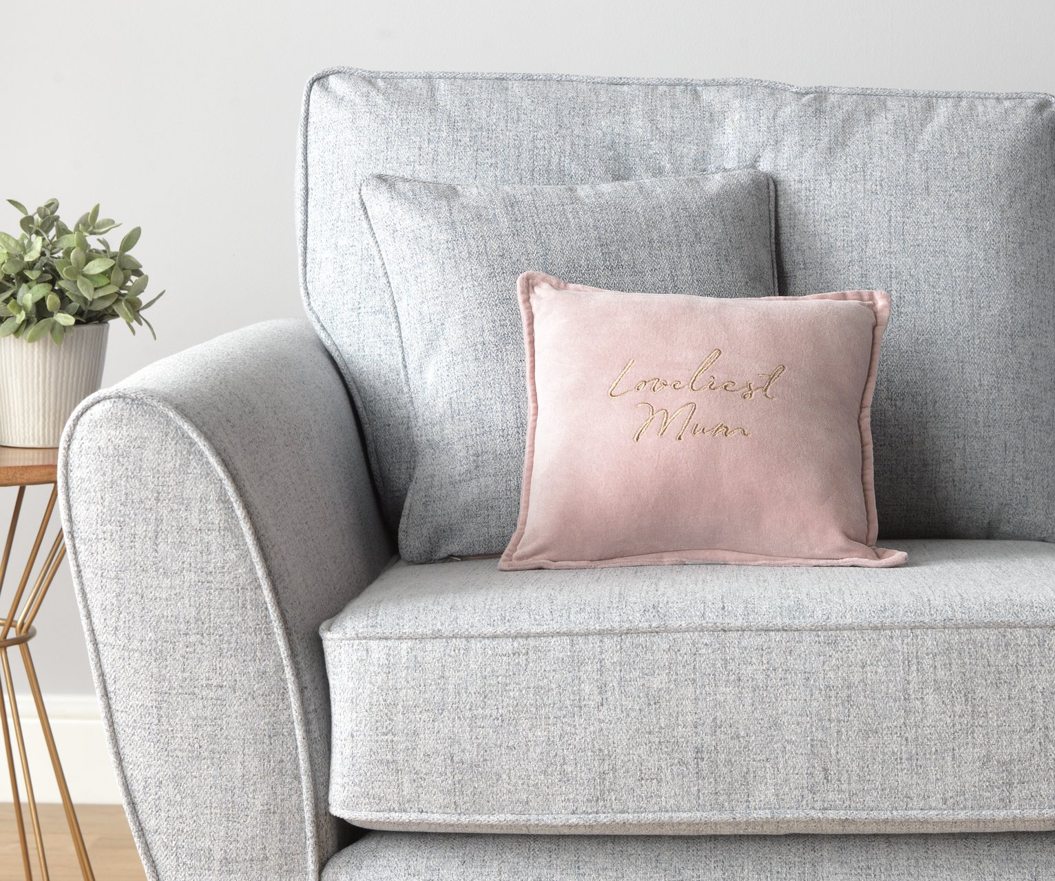 Loveliest Mum Cushion Review