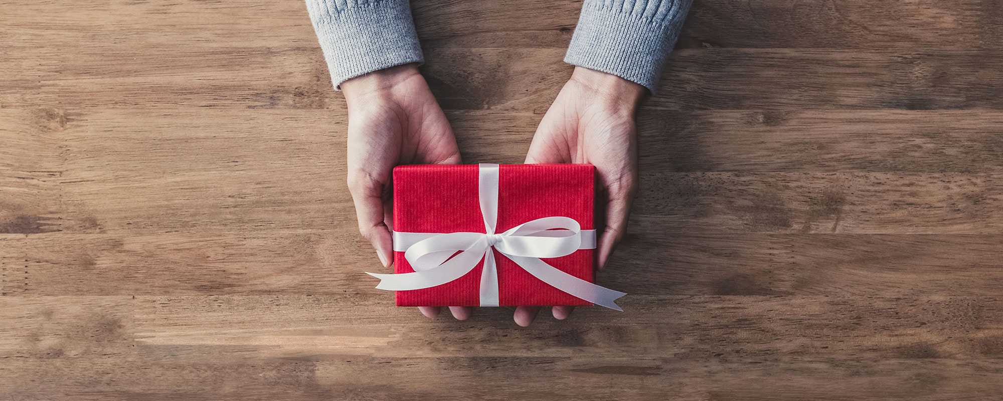  What makes a good housewarming gift?