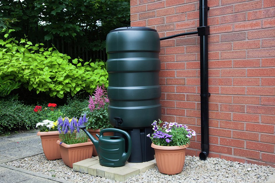 Garden hydration. A practical way to conserve water. Shop water butts.