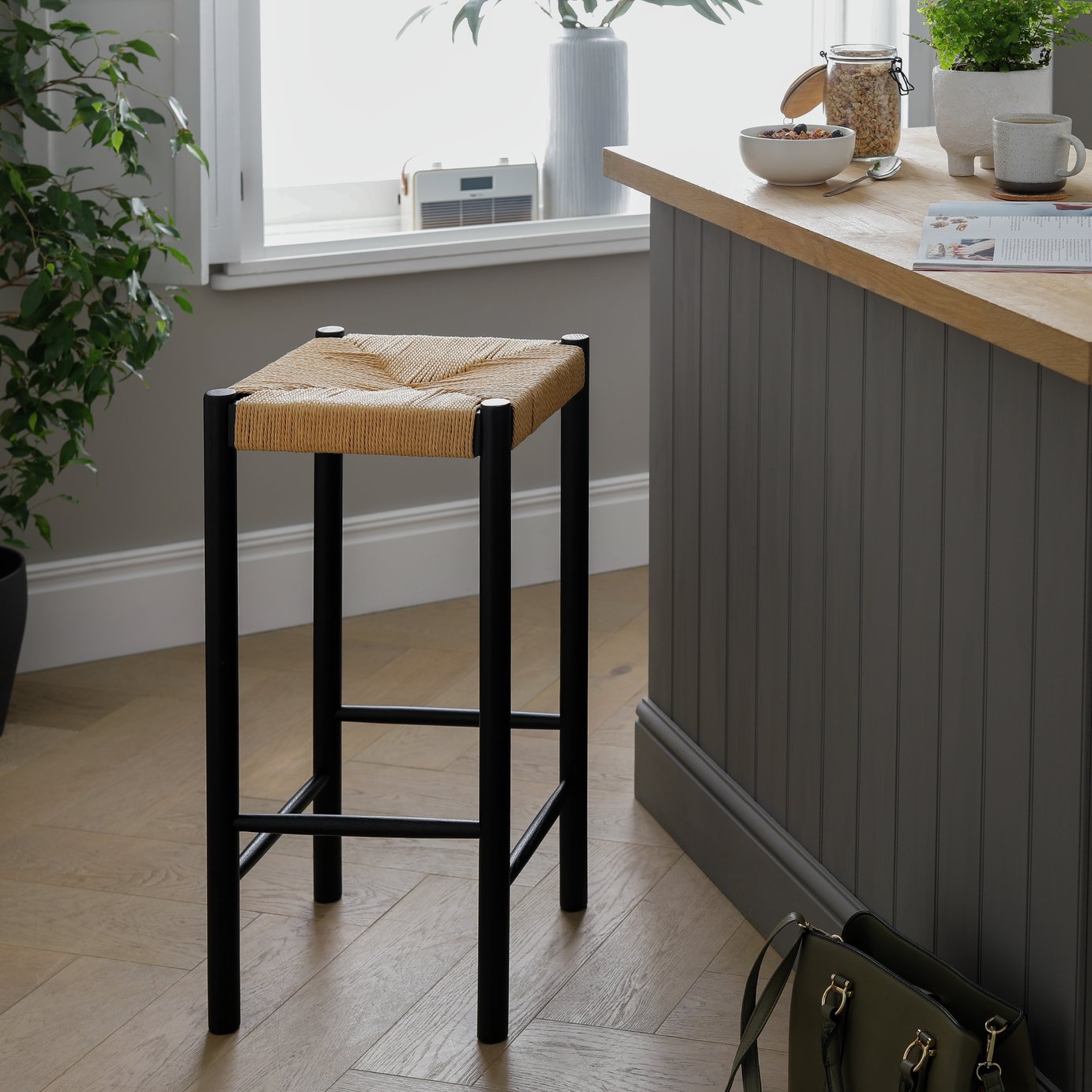 Habitat Hanna Oak Bar Stool - Black