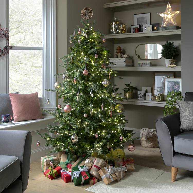 Habitat 6ft Pre lit Dewdrop Mixed Tipped Christmas Tree 0