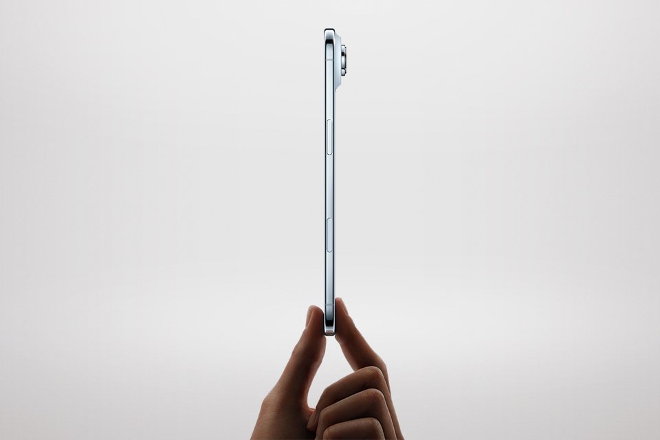 Introducing iPhone Air.