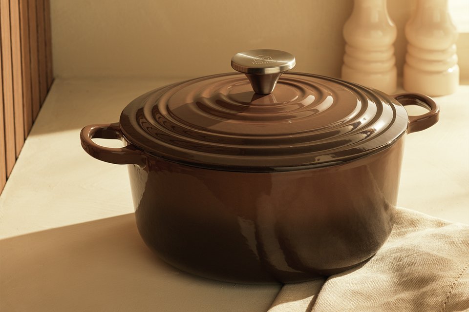 Habitat 3.3L Cast Iron Chocolate Casserole Dish.