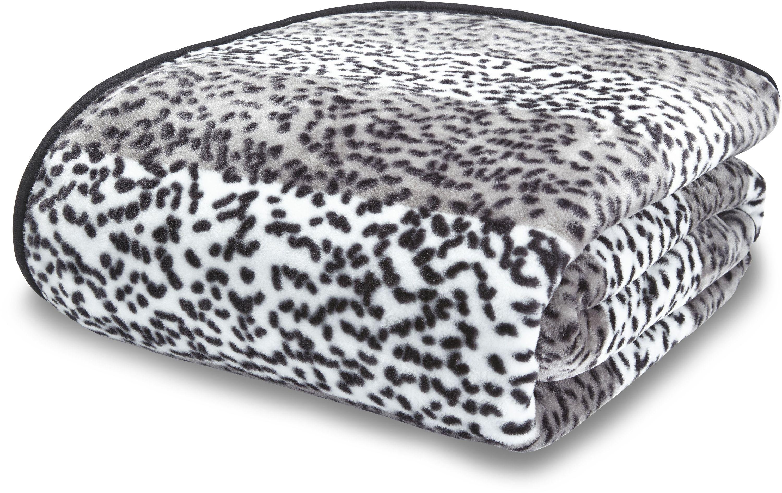 Catherine Lansfield Giraffe Throw - Silver