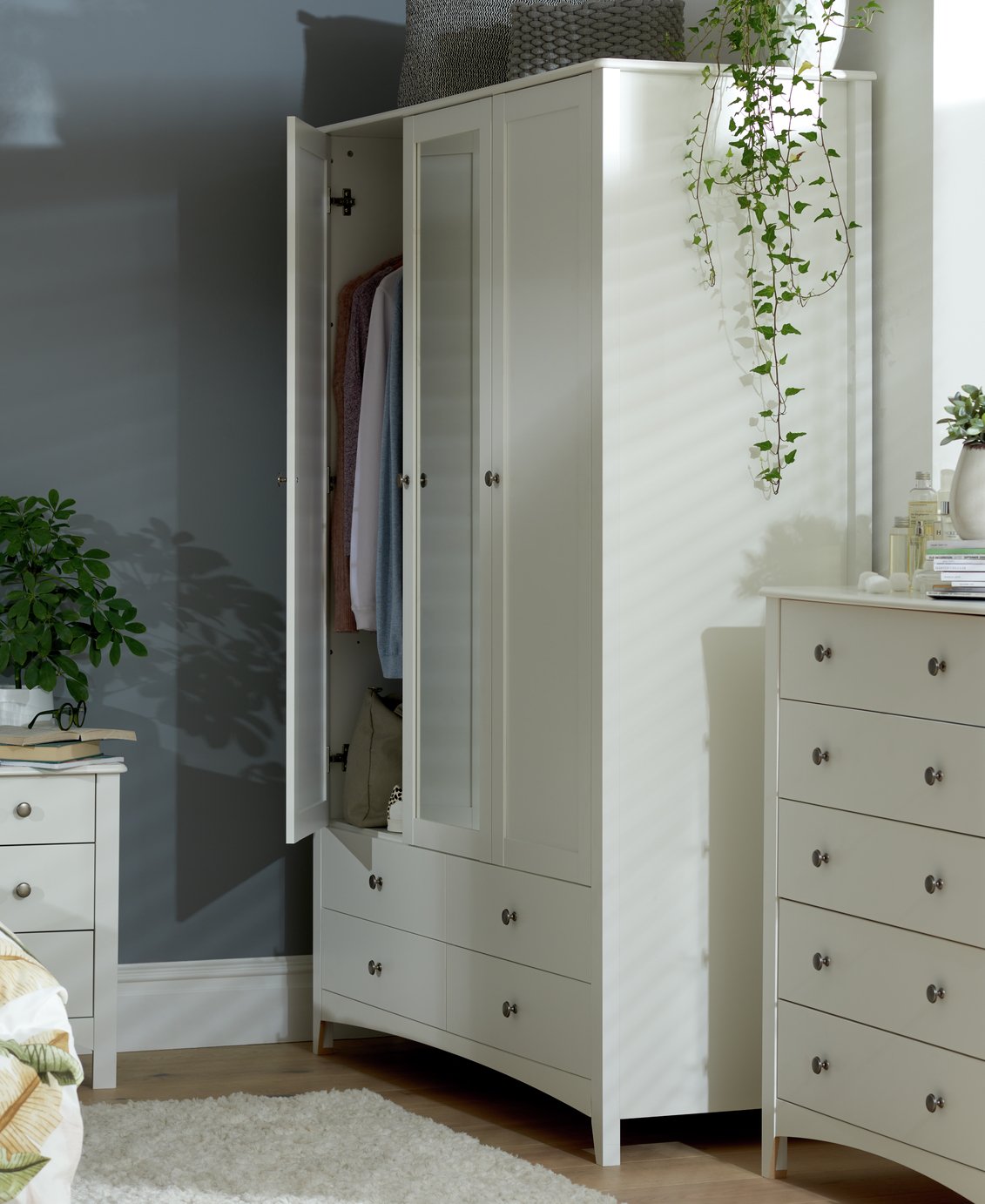 Argos Home Minato 3 Door 4 Drawer Wardrobe Review