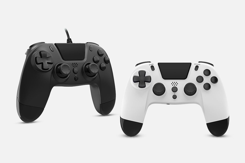 PS4 console fashion and controller