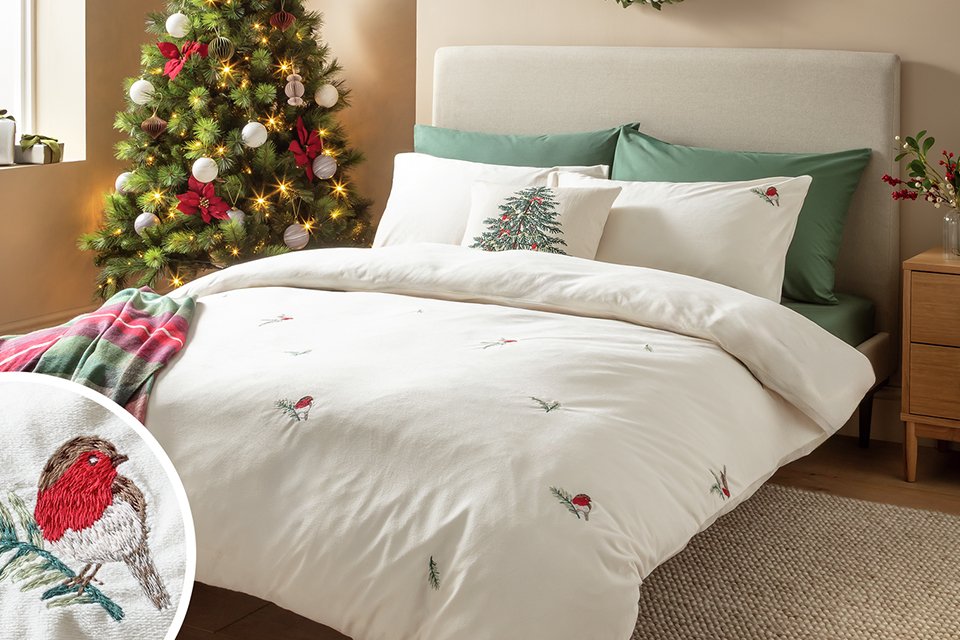 Christmas bedding. Cosy Christmas bedding for a warm and festive night's sleep.