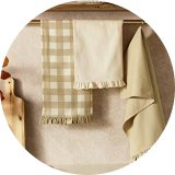 Tea towels & oven gloves.