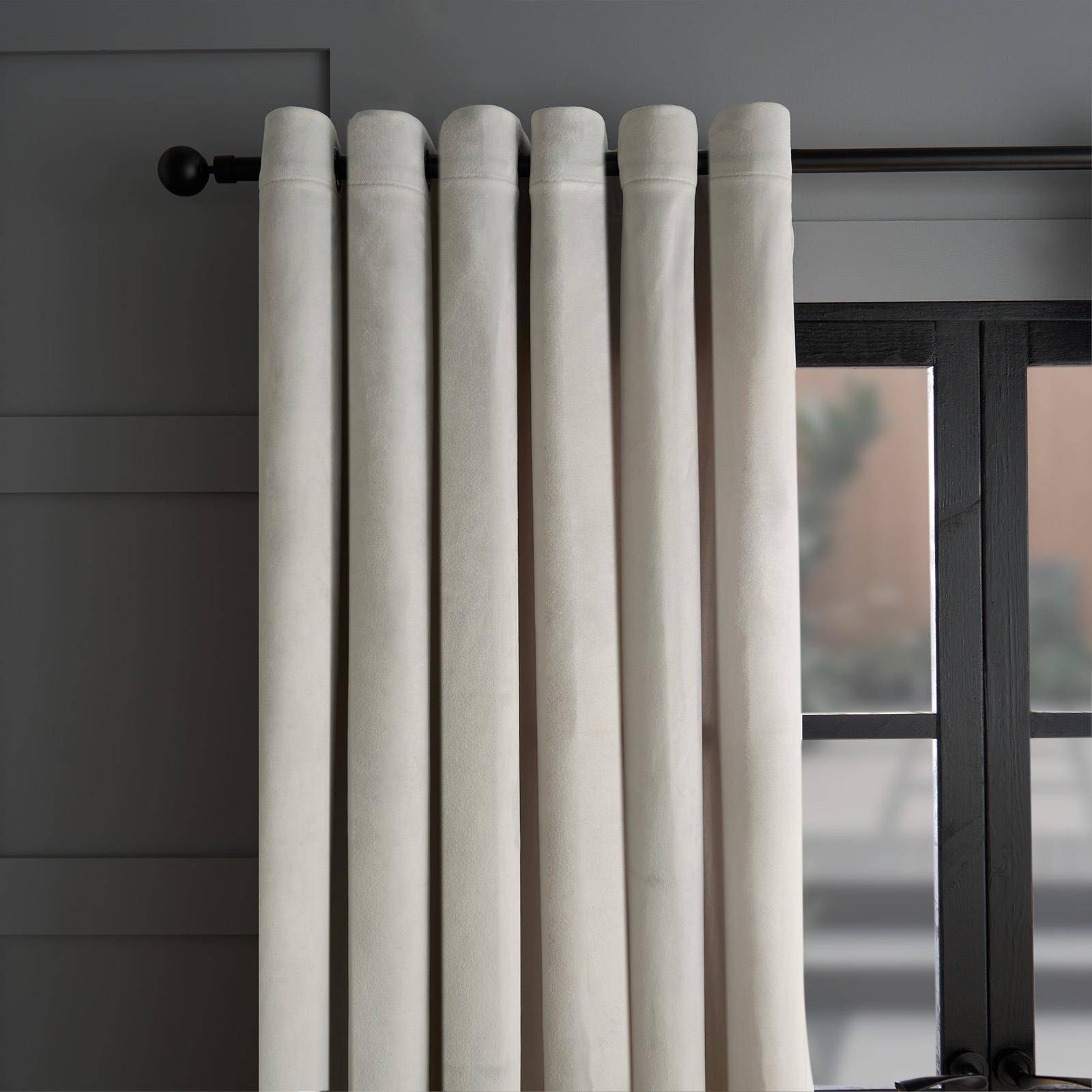 OHS Plain Thermal Velvet Curtains 168 x 229cm - Silver - Image 2
