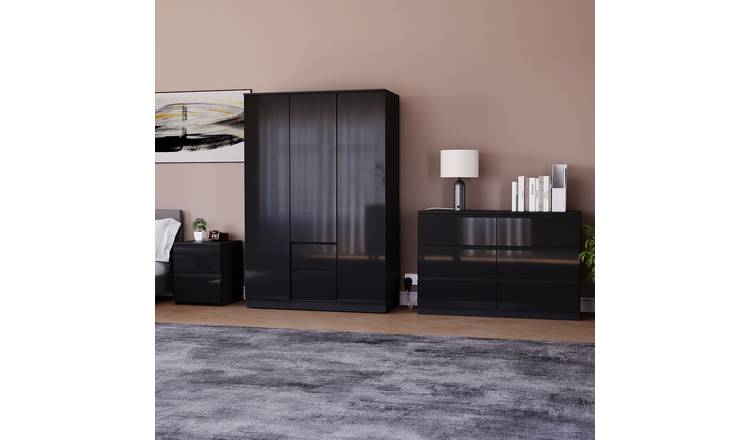 Vida Designs Glinton Bedroom Set (Bedside, 6 Drawer Chest, 3x2 Wardrobe) - Black
