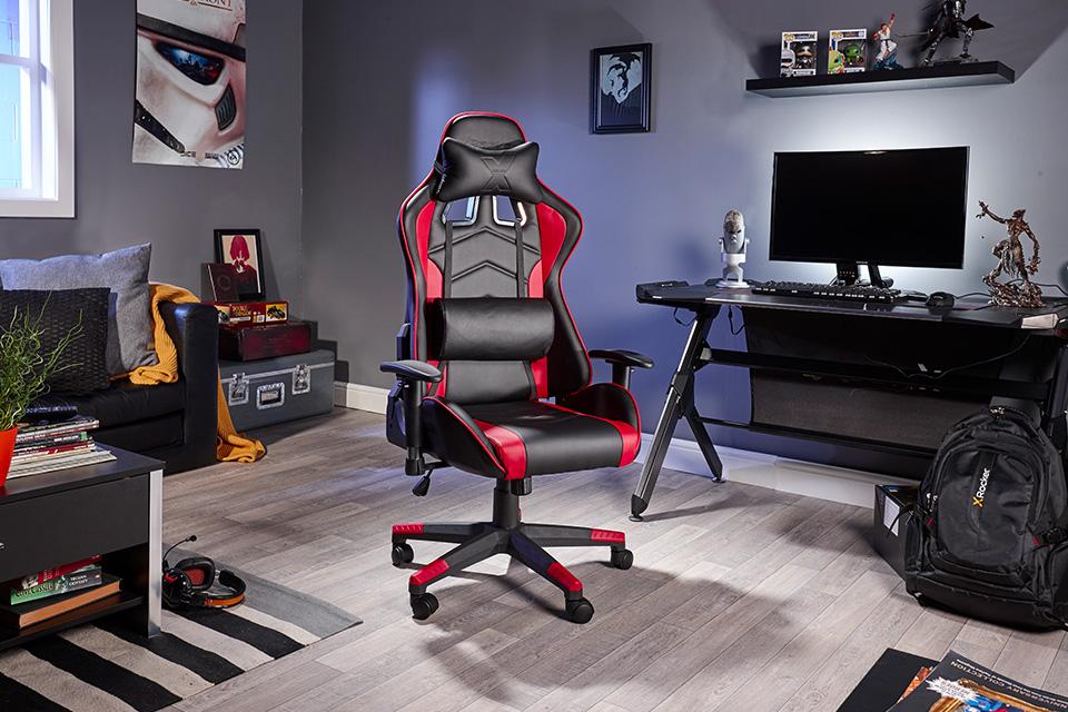Featured image of post Gaming Desk Gaming Room Ideas Ps4 - At just $150, the vitesse gaming desk is a great value for everything you get.