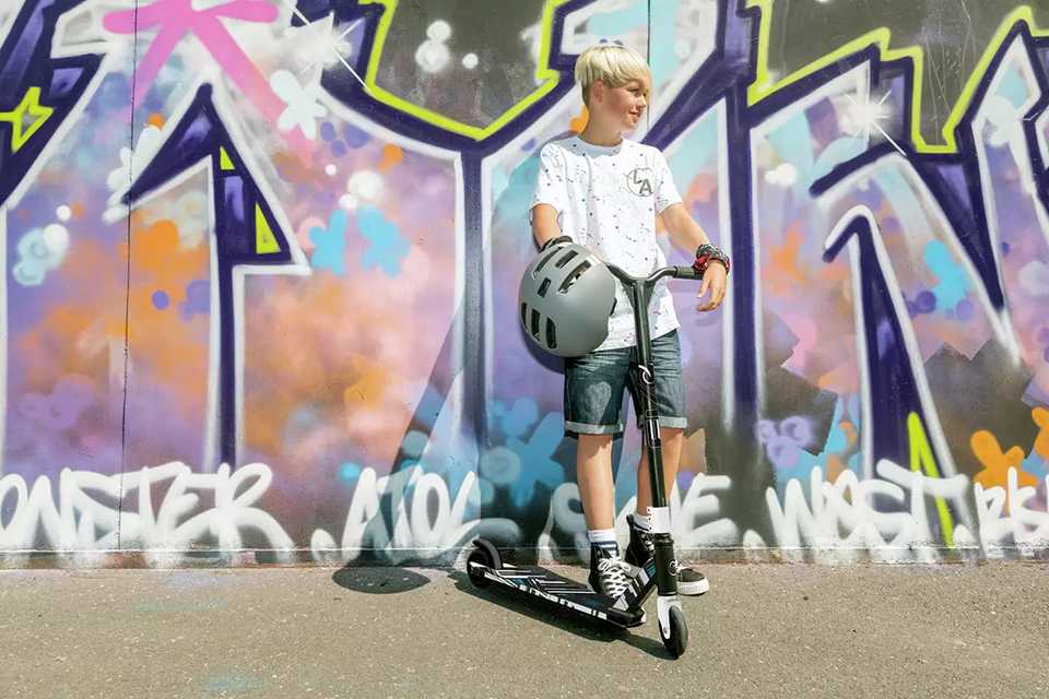 Argos scooters online age 8