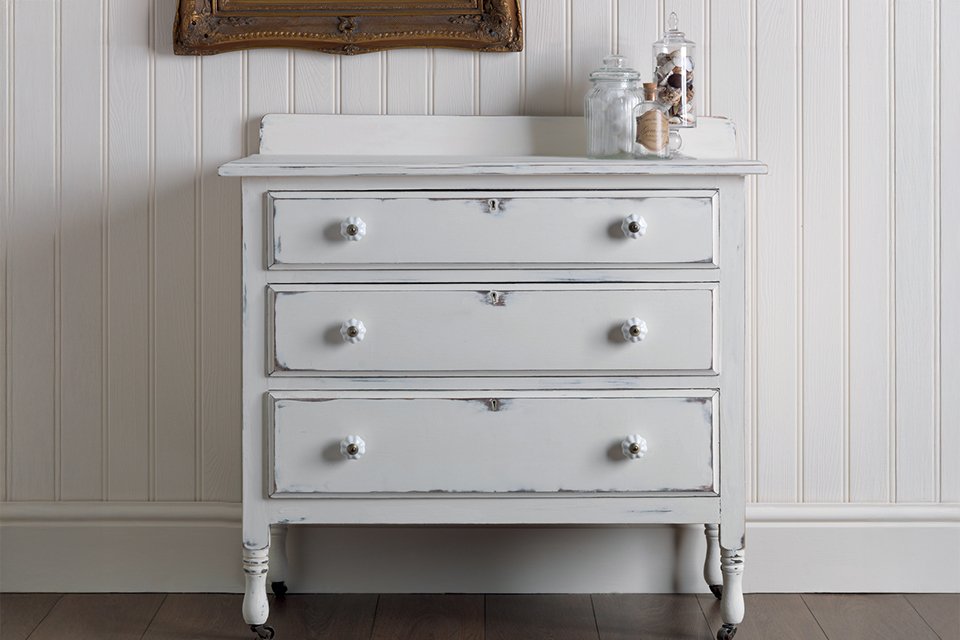 Upcycle essentials. Everything you need to repaint, refresh and reinvent your space.