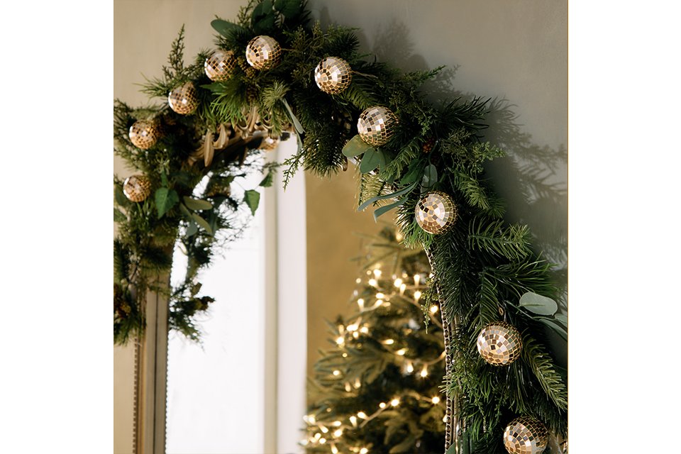 Disco ball string lights