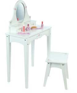 Makeup and beauty toys