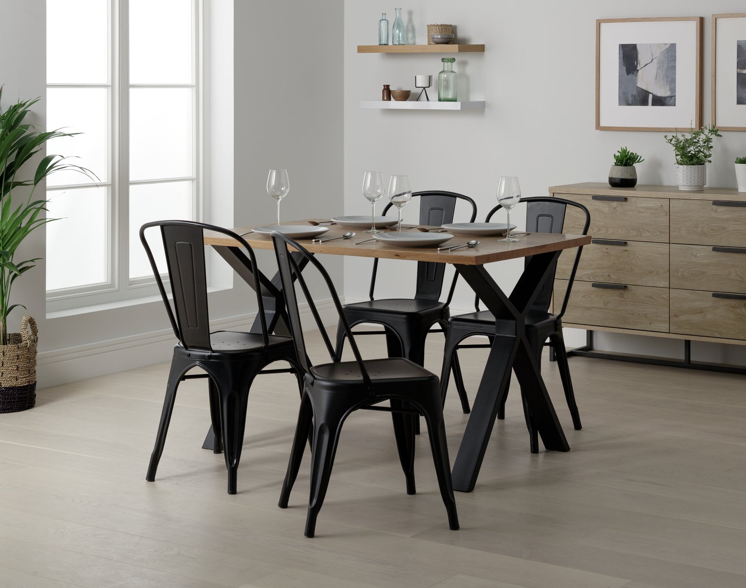 Argos Home Loft Living Wood Veneer Table & 4 Black Chairs Review