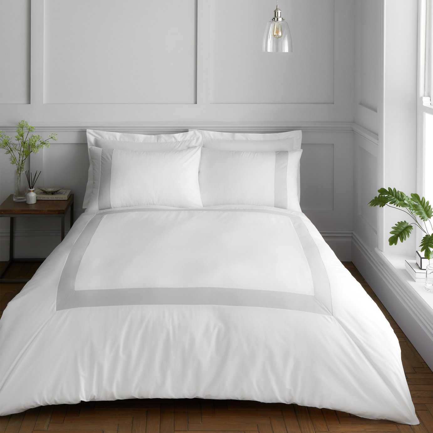Bianca Cotton 180 TC Tailored White Bedding Set - Superking