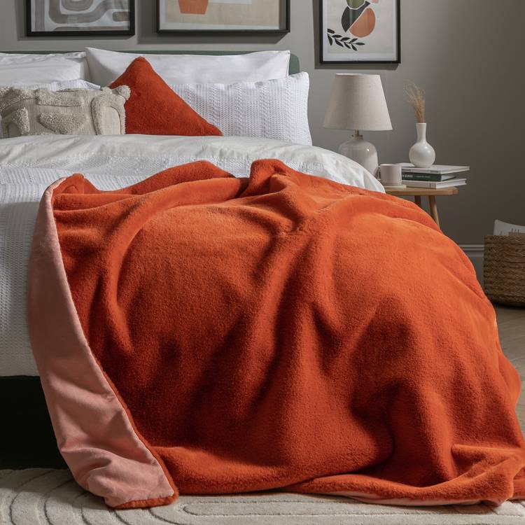Habitat Faux Fur Throw - Orange - 125x150cm 0