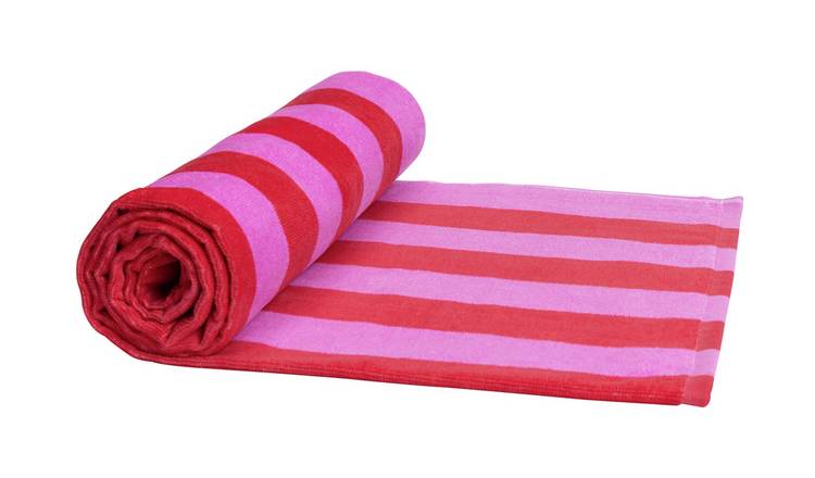 Red patterned bath best sale towels