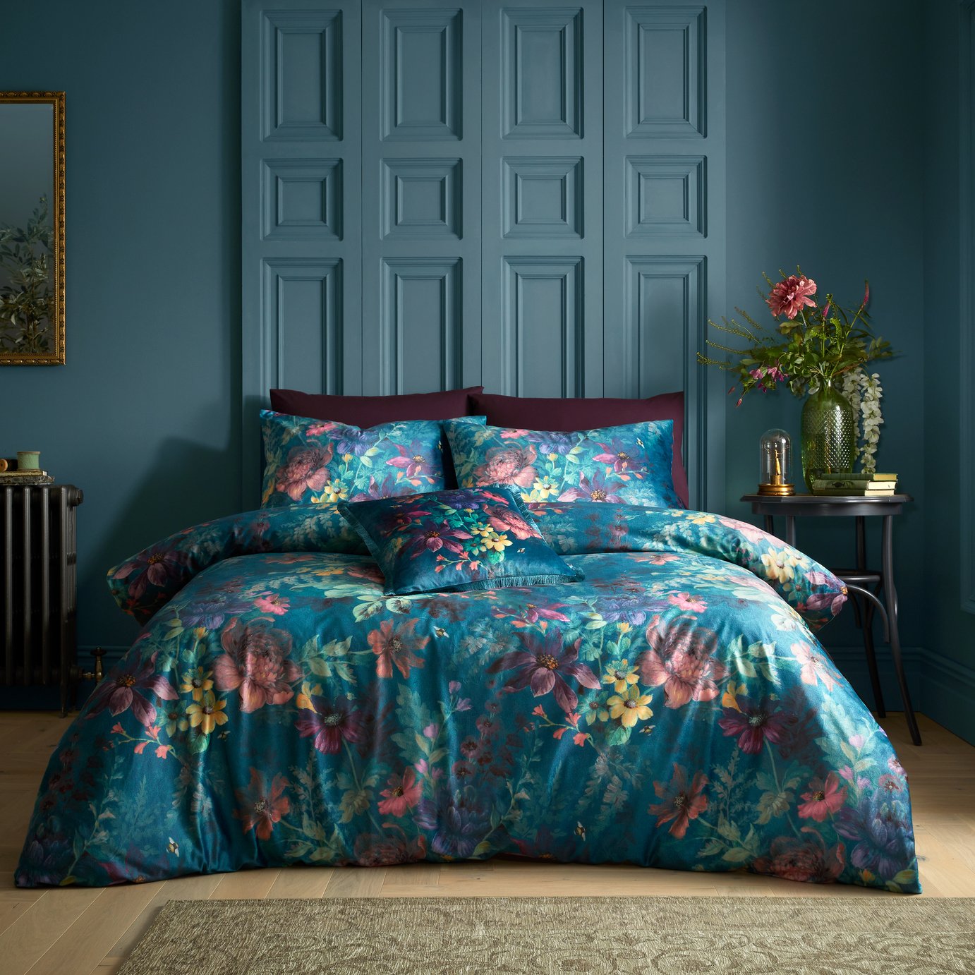 Bridgerton By Catherine Lansfield Velvet Bedding Set - King