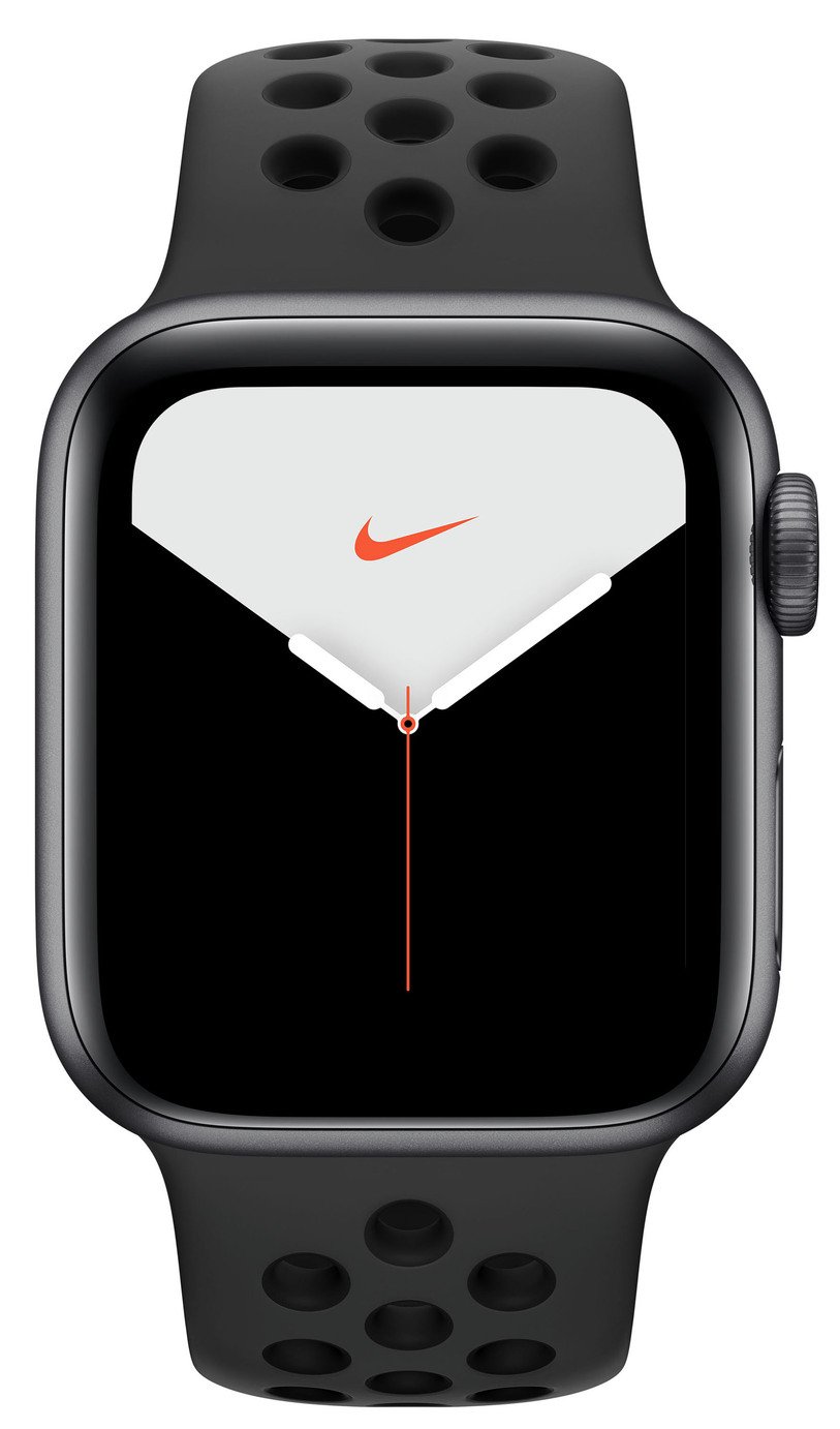 Apple Watch Nike S5 GPS 40mm Space Grey Alu / Black Band Review