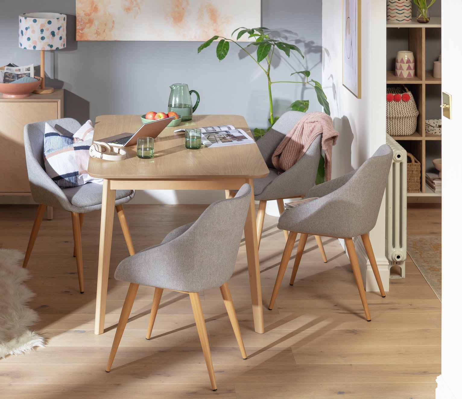 Argos Home Skandi Oak Veneer Dining Table & 4 Grey Chairs Review