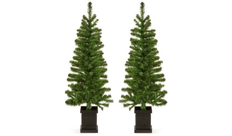 Premier Decorations 4ft Twin Pack Welcome Christmas Trees