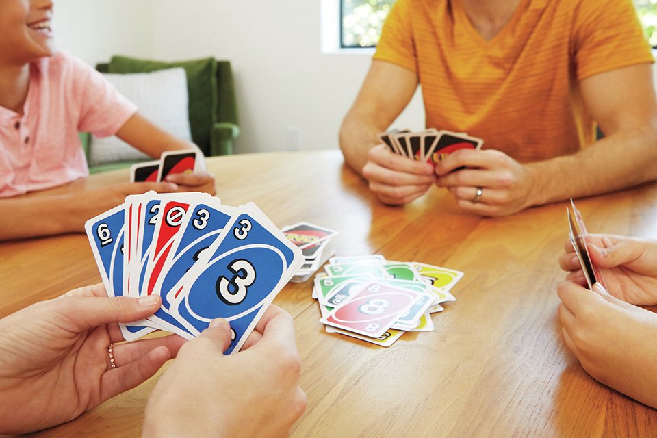 Shop UNO. Play the classic!