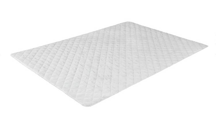 stain resistant mattress protector