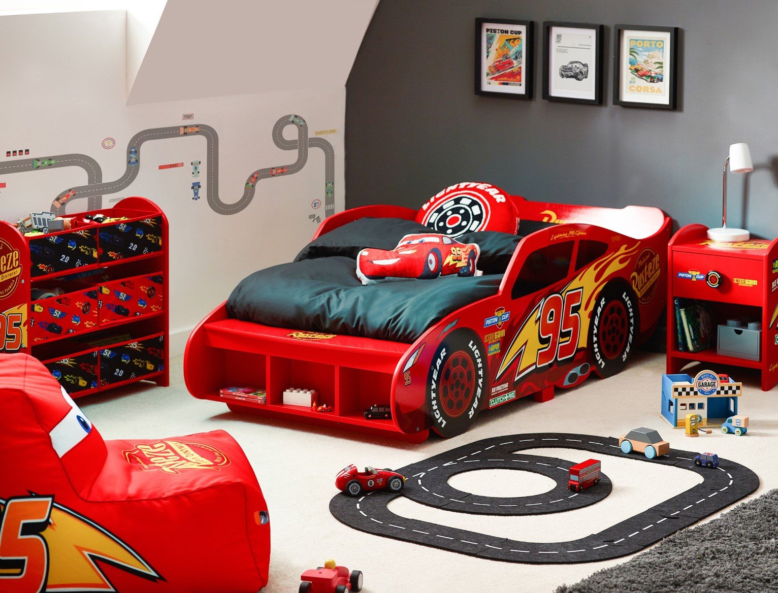 Pixar Lightning McQueen Cars Disney Car Toddler Bed Frame - Red